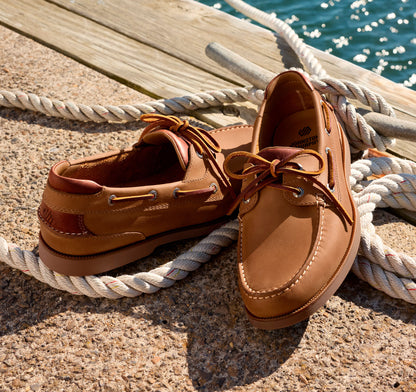 Johnston Murphy Men's Ventura 2-Eye Boat Shoe