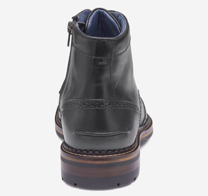 Johnston Murphy Men's XC Flex® Connelly Wingtip Boot