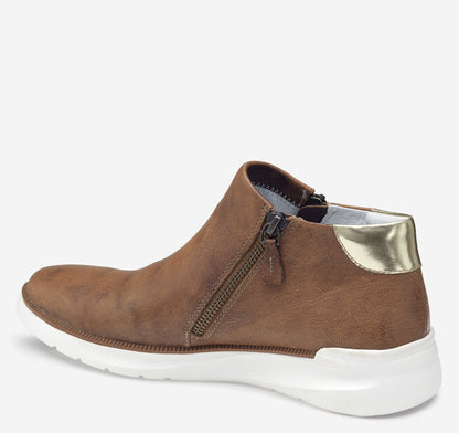 Johnston Murphy Women's Emery Zip Bootie